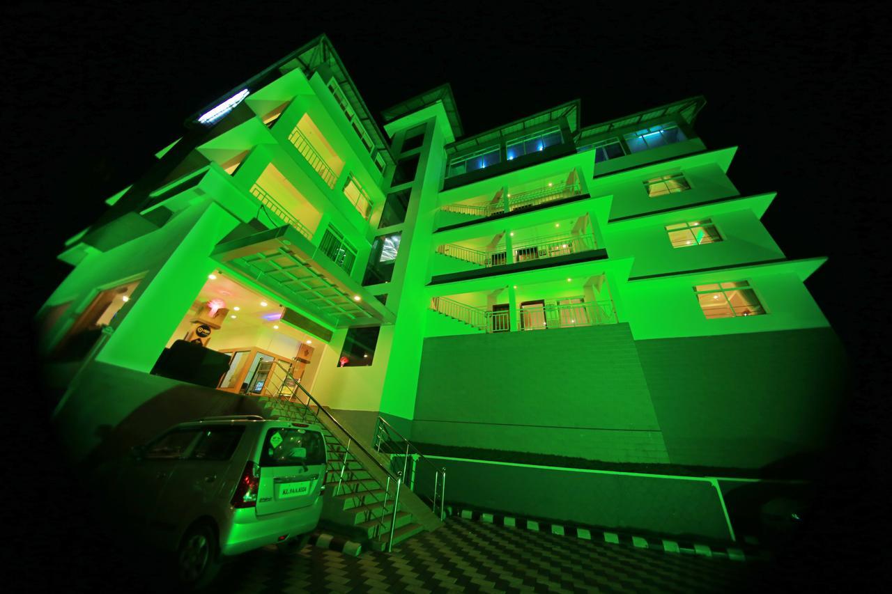 Monsoon Grande Hotel Munnar Buitenkant foto